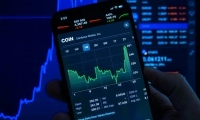 科创100指数ETF(588030)领涨同类 华为鸿蒙概念走强 源杰科技涨超7%